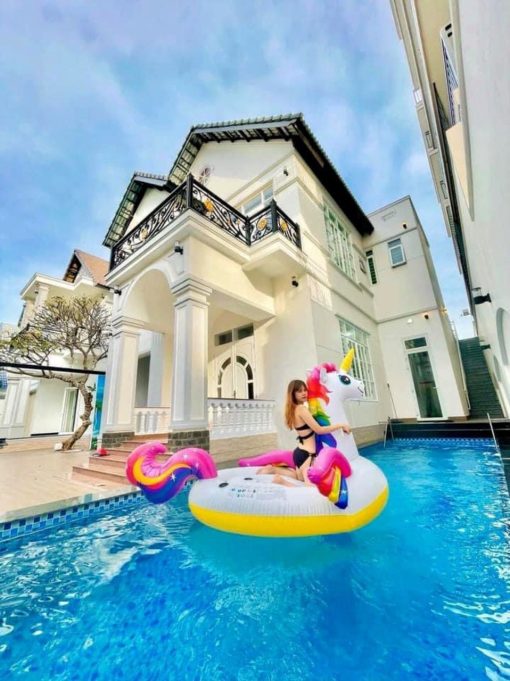 VILLA KIM MINH - 8PN Cách biển 100m