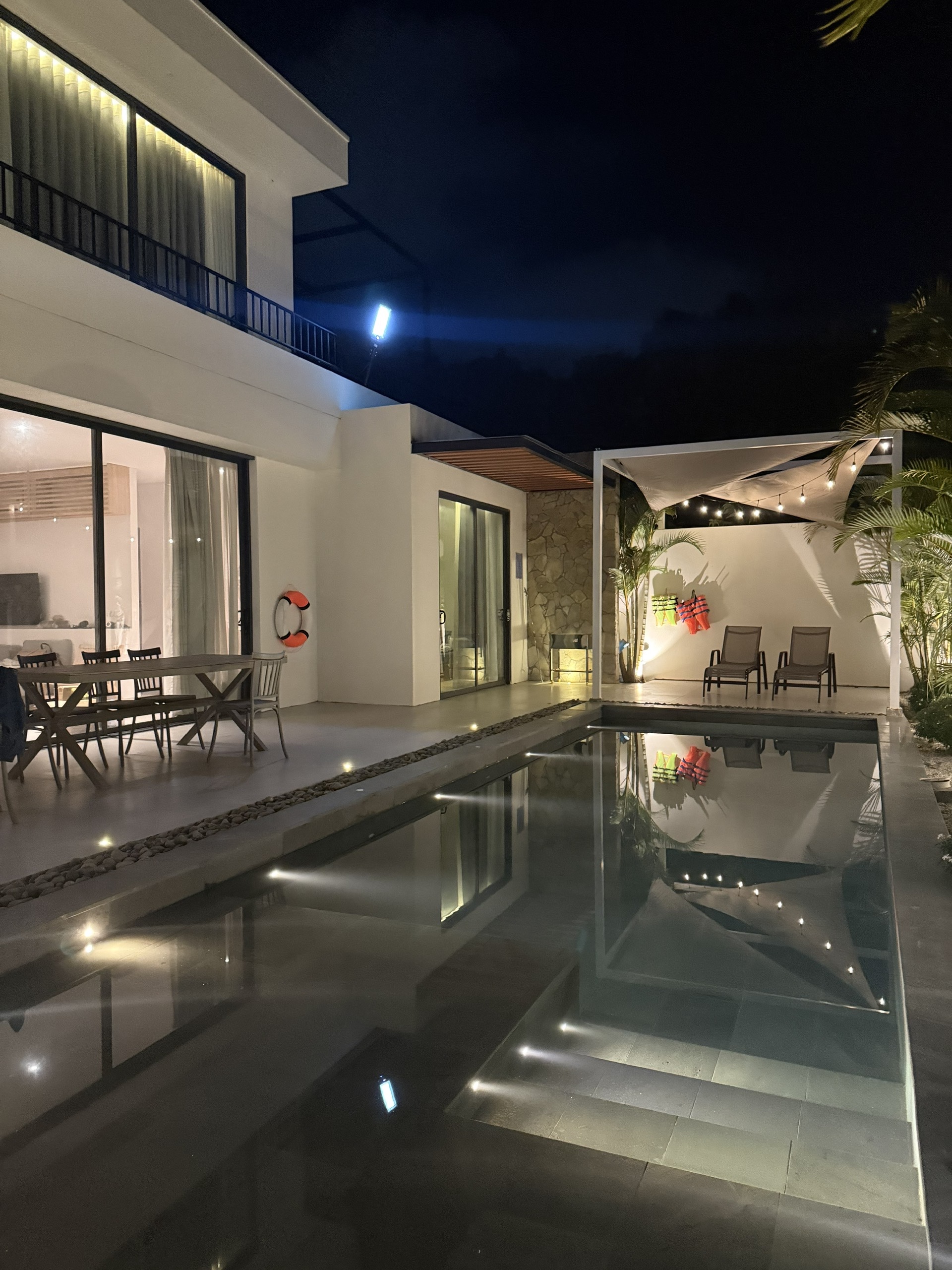 P VILLA 3BR Phú Quốc - Hồ bơi P VILLA 3BR Phú Quốc - Hồ bơi